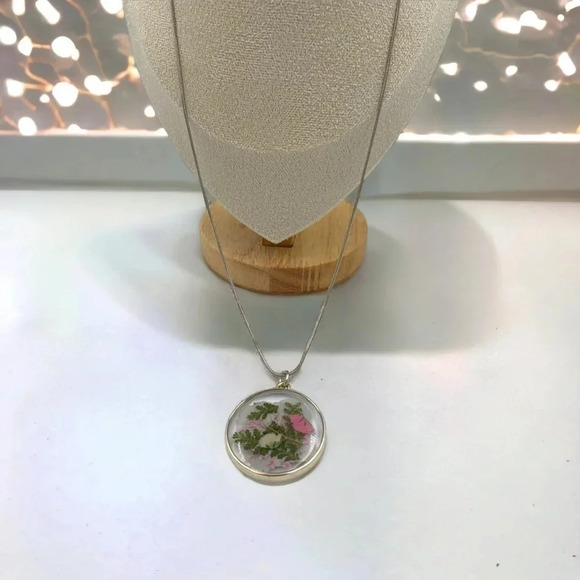 Floral Preservation Art-to-Wear Statement Necklace Mixed Flowers Resin Pendant - Picture 3 of 6